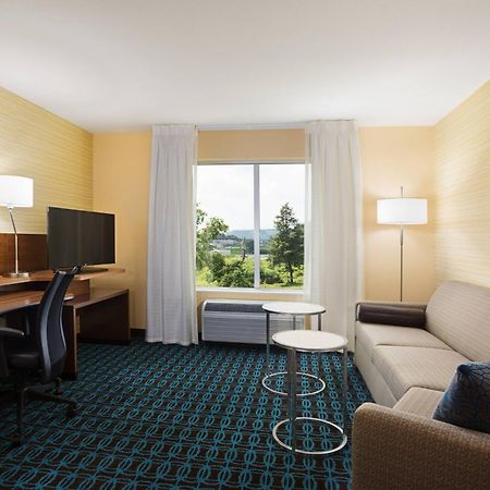 Fairfield Inn & Suites By Marriott Belle Vernon Bagian luar foto