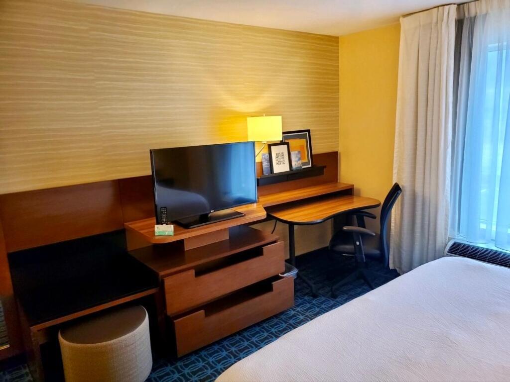 Fairfield Inn & Suites By Marriott Belle Vernon Bagian luar foto