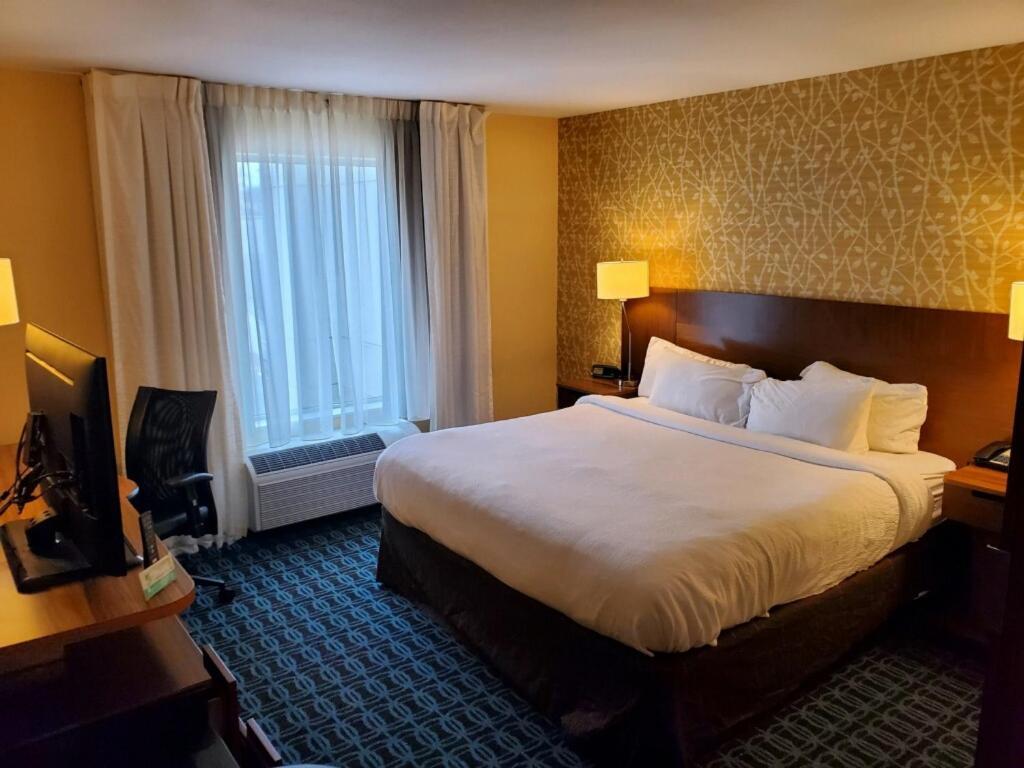 Fairfield Inn & Suites By Marriott Belle Vernon Bagian luar foto