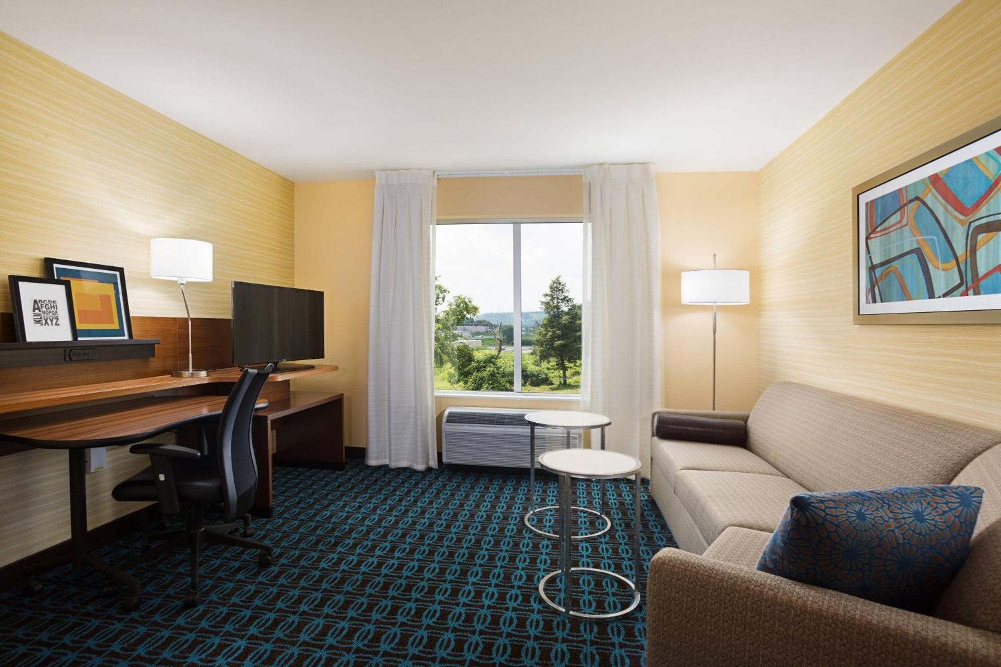 Fairfield Inn & Suites By Marriott Belle Vernon Bagian luar foto