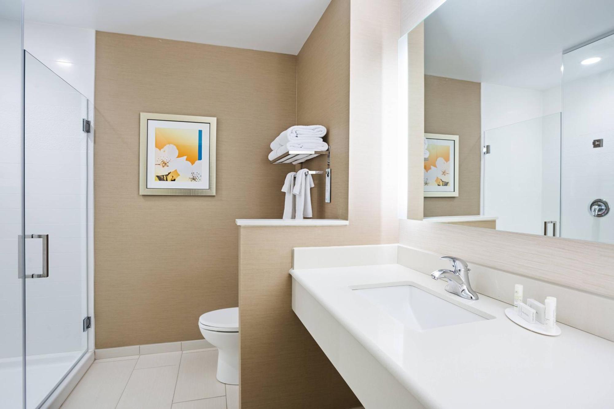 Fairfield Inn & Suites By Marriott Belle Vernon Bagian luar foto