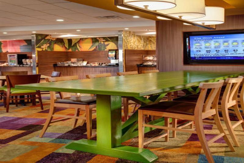 Fairfield Inn & Suites By Marriott Belle Vernon Bagian luar foto